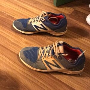 New Balance FantomFit baseball cleats